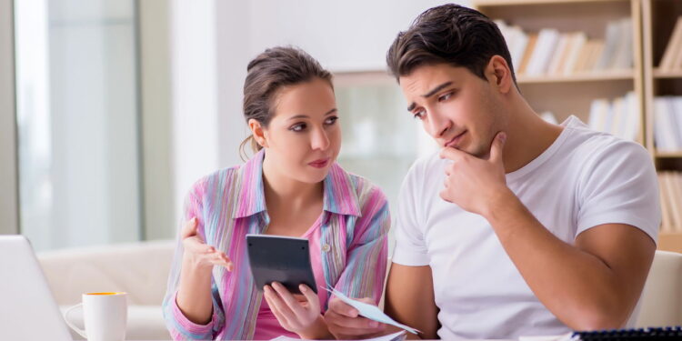 Como organizar suas finanças para casais sem complicações!