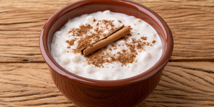 A história da canjiquinha doce: o curau que é a alma da festa junina!