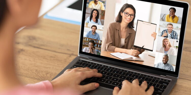 Como aprender um novo idioma online gastando pouco ou nada!