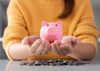 Como guardar dinheiro para seus hobbies sem atrapalhar as contas do mês!