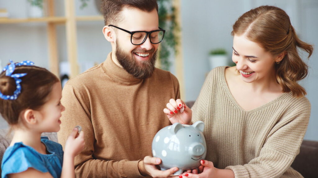 5 truques para economizar em presentes para datas especiais!