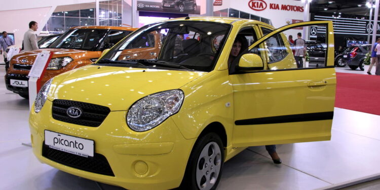 Quer um carro confiável e econômico? Veja 5 compactos usados para investir sem medo