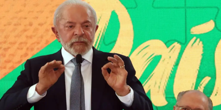 "Mercado perde confiança nas promessas de Lula", avalia analista