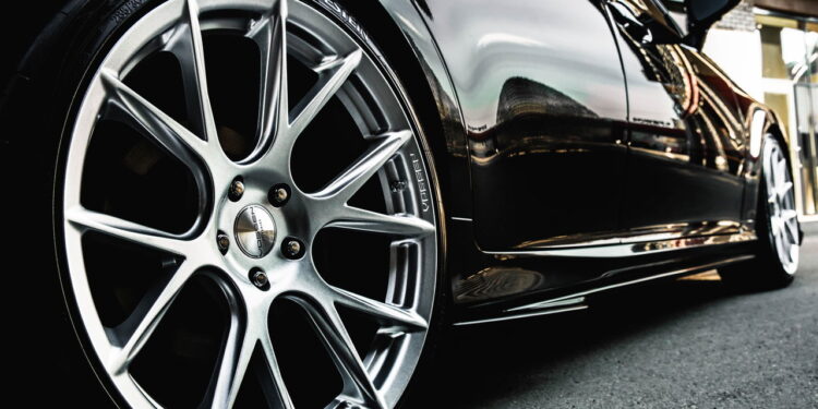 Gasto de R$ 10 milhões do TST com carros de luxo para ministros gera polêmica! Confira