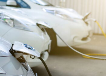 Etiópia surpreende e se torna líder em carros elétricos na África! Entenda