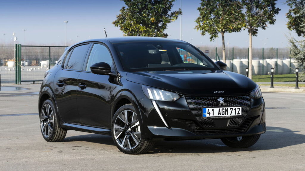 Quer um motor 1.6? Veja 5 carros usados com a melhor combinação de força e consumo!