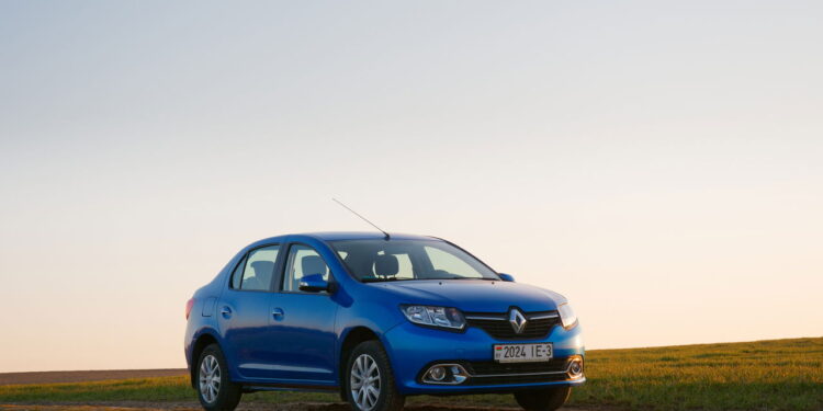 4 carros usados com muito espaço para a família a partir de R$ 30 mil!