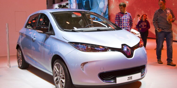 Quer um carro elétrico usado? Saiba qual escolher e o que considerar antes de comprar!