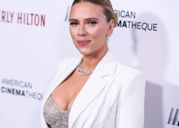 O que Scarlett Johansson fez para se tornar a mais influente do cinema?