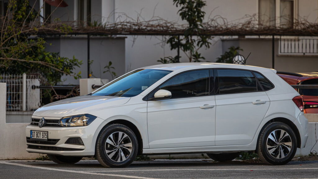 Os carros mais vendidos de agosto: Polo lidera e Corolla Cross dispara!