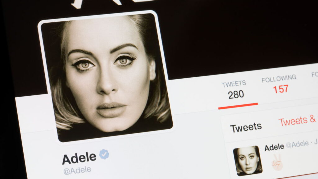 Adele conquista o mundo com talento puro e fortuna milionária