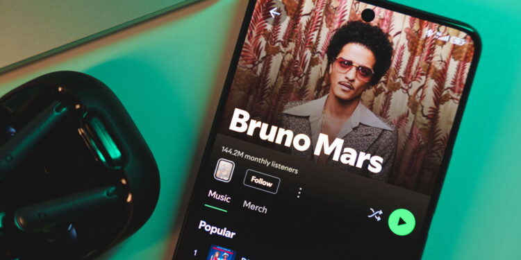 O império milionário de Bruno Mars que conquistou o mundo da música