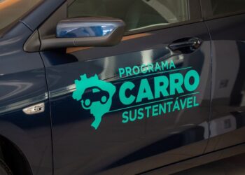 Carro com IPI Zero comercializado em concessionária (Foto: André Neiva/MDIC)