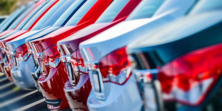 Você acha que pega trânsito? Feriado na China termina com 10 milhões de carros parados!