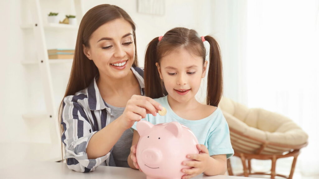 Esse hábito familiar pode mudar o futuro financeiro dos seus filhos