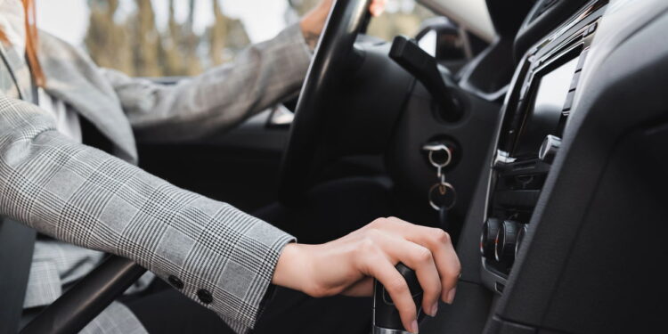 Sinais do painel do carro que você jamais deve ignorar