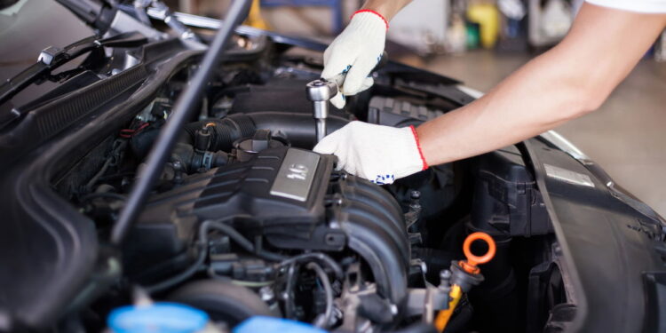 Dicas para economizar na manutenção do carro sem abrir mão da segurança!