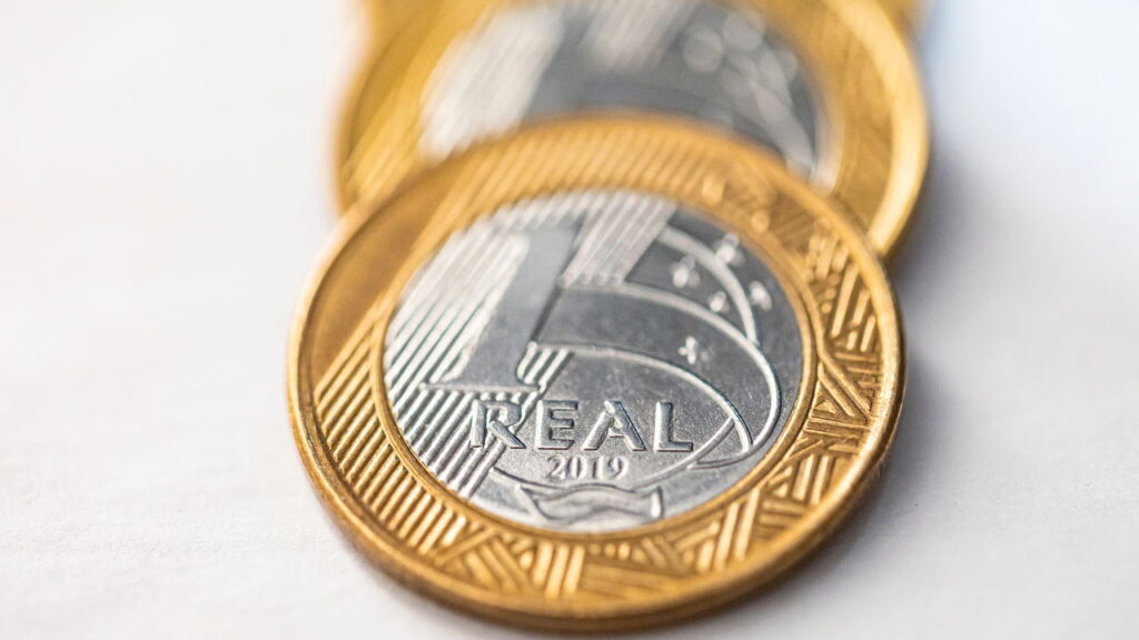 Como identificar a moeda de 1 real de 1998 que pode valer R$ 1.000!