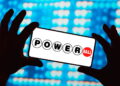 Powerball acumula e sorteia maior prêmio do ano com US$ 643 mi
