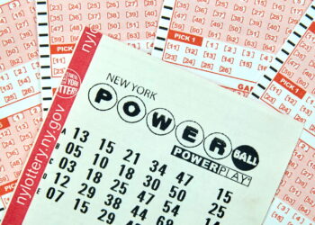 Bilhetes no Missouri e Texas dividem prêmio bilionário da Powerball