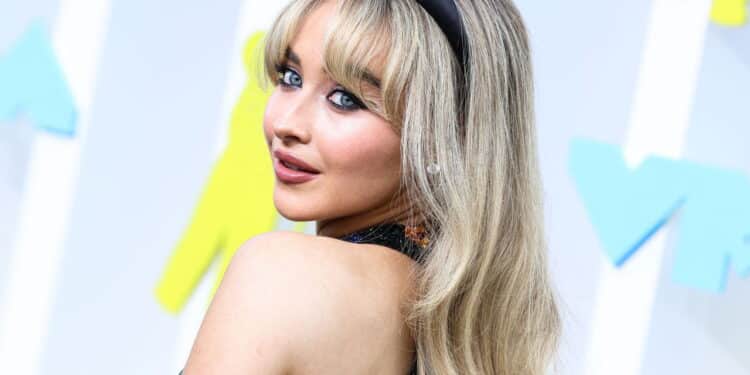 A transformação de Sabrina Carpenter emociona fãs e surpreende o mundo