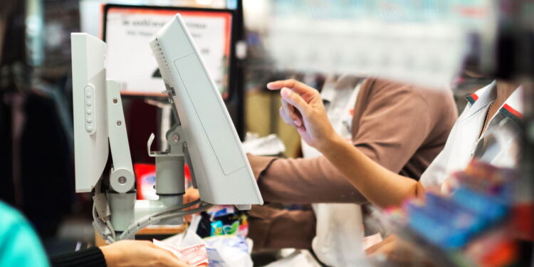Como a inflação e as tarifas afetam o setor de varejo