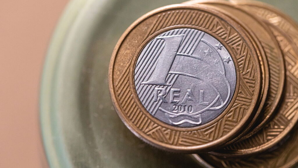 Como identificar a moeda de R$ 1 que colecionadores pagam até R$ 1.000!