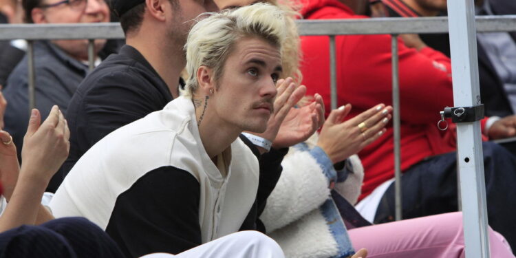 Justin Bieber construiu um império financeiro, mas uma decisão mudou tudo