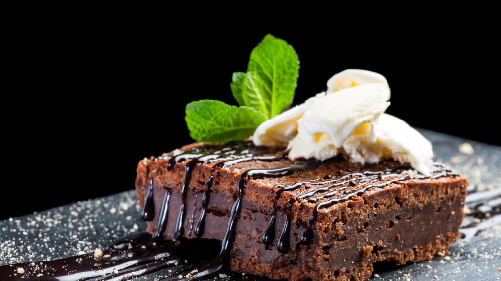 Conheça a origem do brownie! O bolo de chocolate que não deu certo