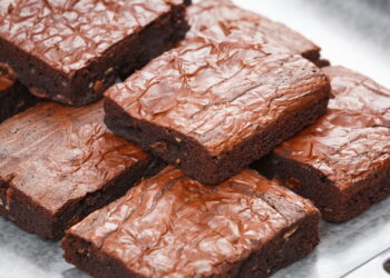 Conheça a origem do brownie! O bolo de chocolate que não deu certo