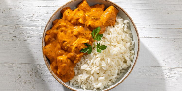Como o curry de frango foi criado e se tornou um clássico global!