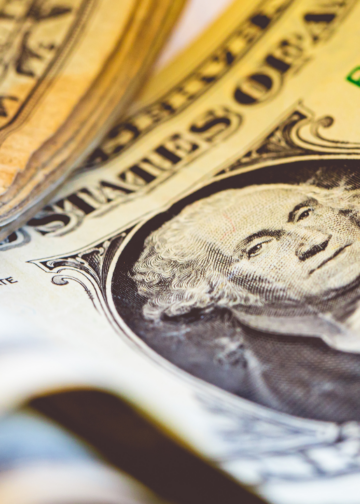 "Dólar e corte de juros nos EUA pode impulsionar fluxo para Brasil", dizem analistas