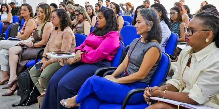 Segundo dados do Sebrae, quase 70% das empreendedoras têm mais de 30 anos
(Antônio Cruz / Agência Brasil)
