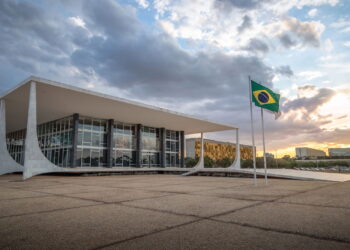 Investimentos, juros e IOF: como se preparar para os próximos anos