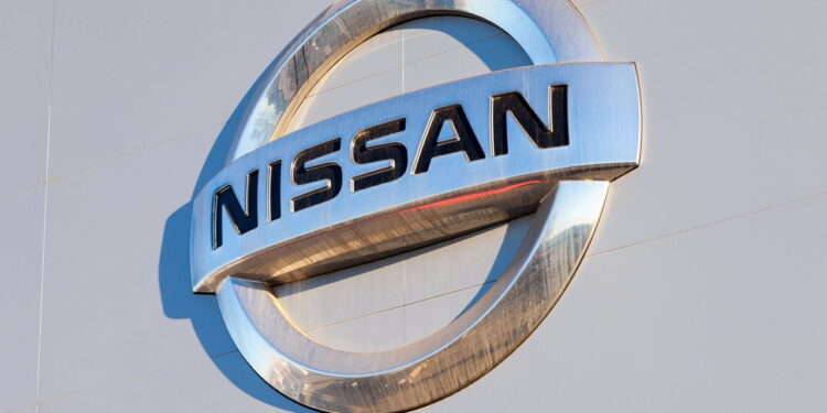 Nissan aposta em componentes mais simples para reduzir o preço final do carro