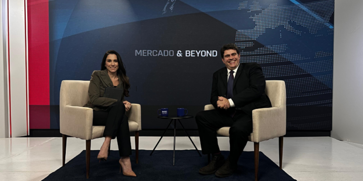 Mercado & Beyond: como o pensamento estratégico transforma crises em oportunidades