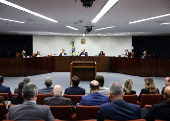 STF condena Bolsonaro: reação do mercado e possíveis sanções dos EUA