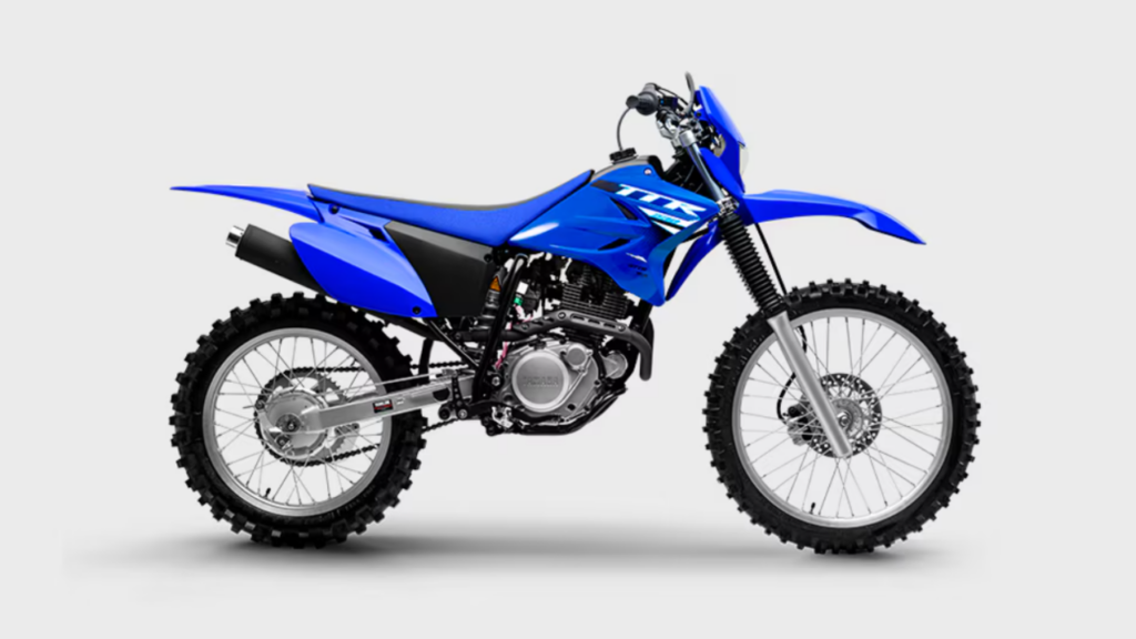 A moto de trilha mais acessível do Brasil está de cara nova