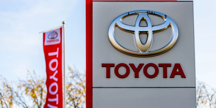 Quer um carro que não quebra? Veja 4 opções infalíveis da Toyota!
