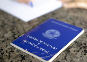 Como leis antigas moldaram os direitos trabalhistas antes da CLT