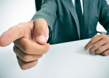 Demissão por justa causa? Entenda seus direitos agora