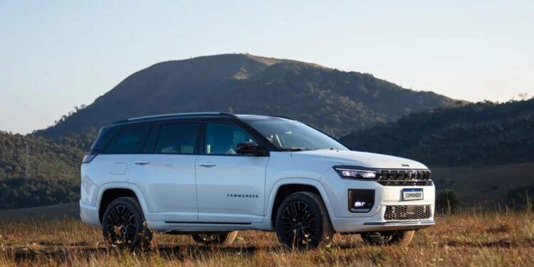 Jeep Commander 2026 chega com preço menor e motor turbo