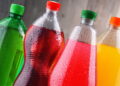 Por que tanta gente está usando refrigerante como desentupidor caseiro?