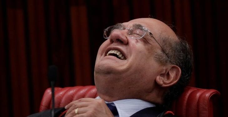 Ministro do STF e presidente do TSE, Gilmar Mendes, durante o julgamento da chapa Dilma-Temer
09/06/2017
REUTERS/Ueslei Marcelino