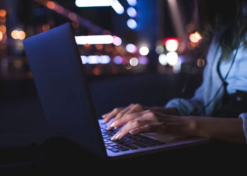 Inteligência Artificial e o inconsciente: o mito da liberdade no consumo