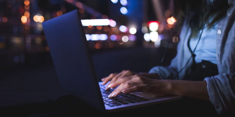Inteligência Artificial e o inconsciente: o mito da liberdade no consumo