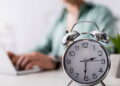 Evite prejuízos com banco de horas mal gerido