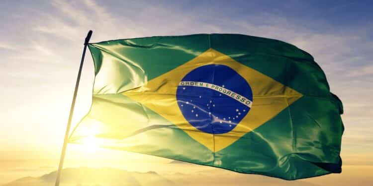 Fluxo estrangeiro: fiscal e juros altos testam atratividade do Brasil