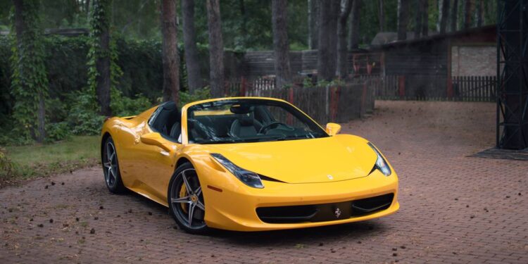Qual o carro do seu ídolo? A lista dos modelos de luxo preferidos das celebridades!