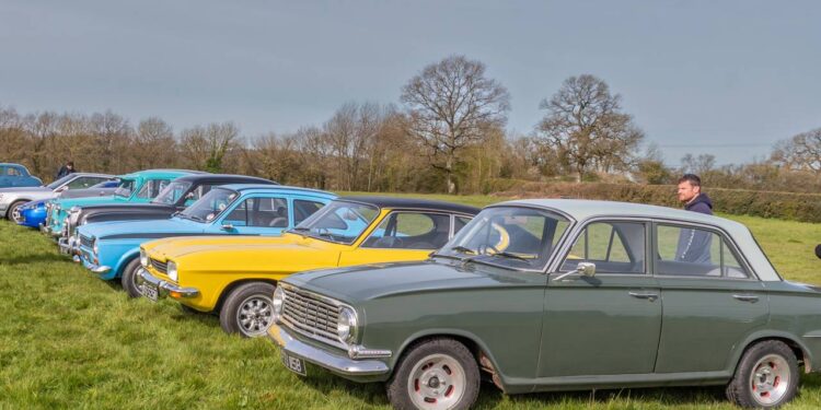 4 clássicos dos anos 80 para quem quer um carro com história e personalidade
